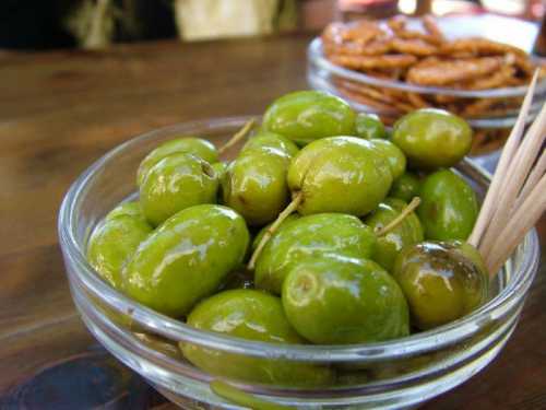 оливковое масло для лица: эффективные средства на основе продукта